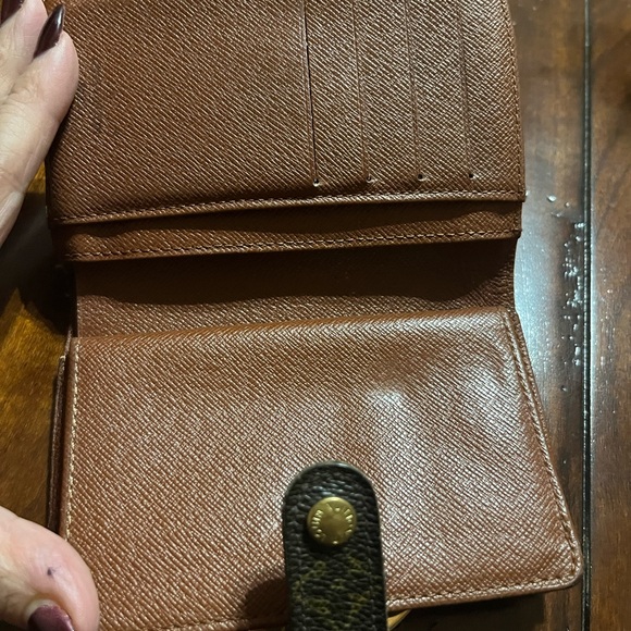 Louis Vuitton monogram wallet - Picture 4 of 8